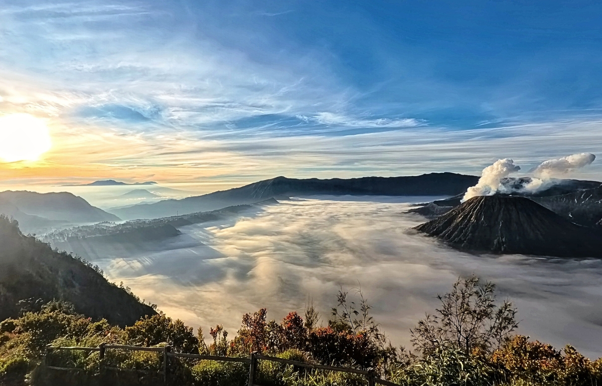 印尼泗水-婆羅摩火山日出